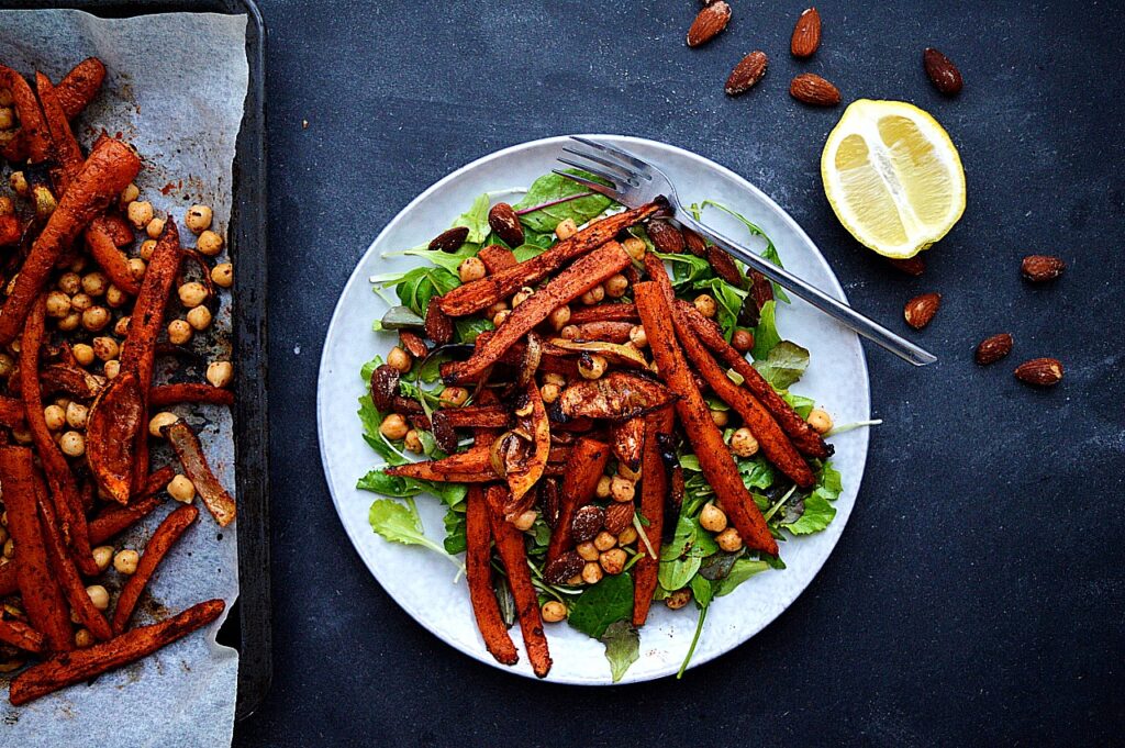 vegansk opskrift på marrokansk gulerods salat